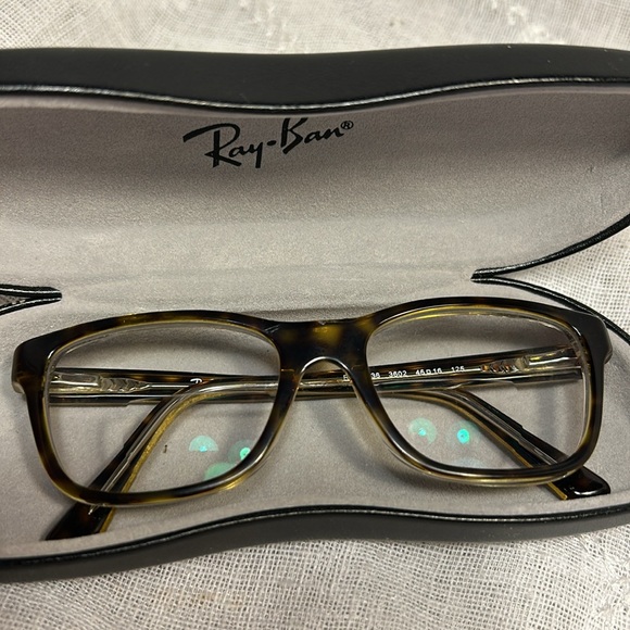 Ray-Ban frames with case - Picture 11 of 13